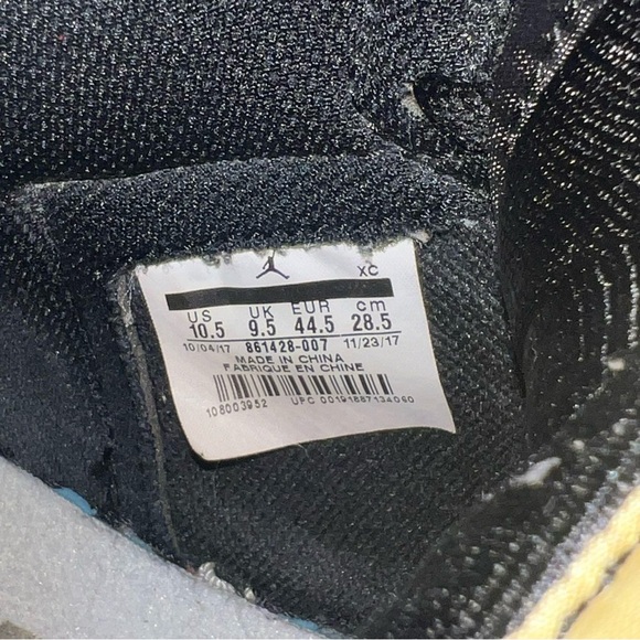 Nike Air Jordan 1 Retro High NRG
Patent Gold Toe - Picture 11 of 11